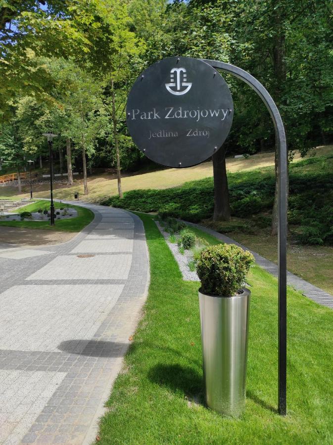 Apartament Pod Jalowcem Gory Sowie 533-543-732 Jedlina-Zdroj Buitenkant foto